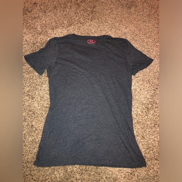 Women’s under armour “I hunt” top - Picture 2 of 3